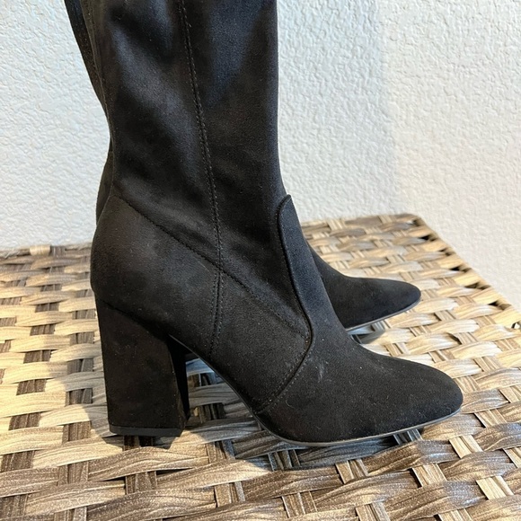 NWOT Unisa Black Over the Knee Boots size 5.5 - Picture 4 of 9